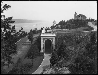 Tryon Hall, Billings Malikanesi, Inwood, New York City, c.1914 by William Davis Hassler
