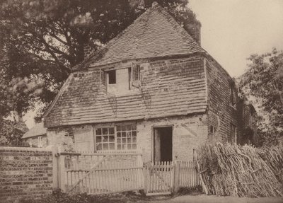 Kilise Bahçesinin Köşesindeki Kulübe, Hellingley, Sussex (b/w fotoğraf) by William Galsworthy Davie