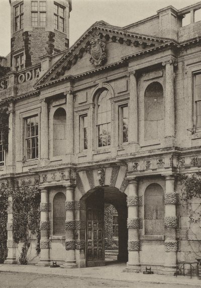 Kapı, Ağ Geçidi, Ashby Kalesi, Northants (s/b fotoğraf) by William Galsworthy Davie