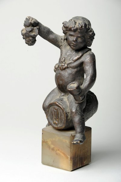Şarap fıçısında Cherub (boyalı sıva) by William Hamo Thornycroft