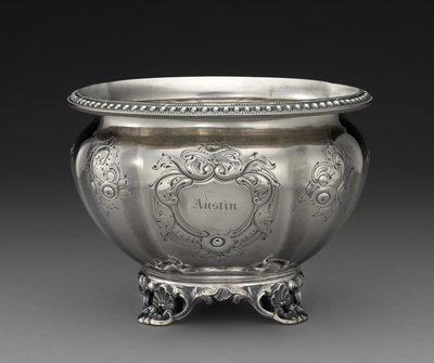 çöp kasesi by Wood and Hughes