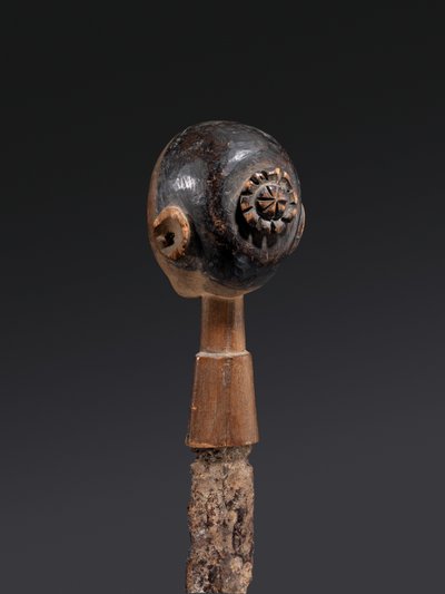 Bıçak (çelik ve ahşap) by Zimbabwean