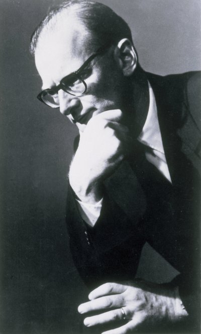 Arthur C Clarke, İngiliz bilimkurgu yazarı ve mucit by Frederick (attr. to) Barnard