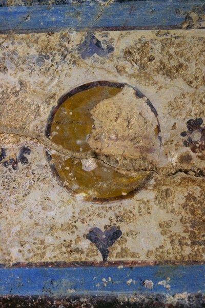 Fresk parçası, Salus Augusta Tapınağı-Cryptoporticus, antik Roma kenti Urbs Salvia, Urbisaglia, Marche, İtalya (fotoğraf) by William Walcutt