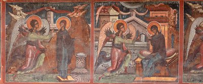 Manastır (manastirea Moldovita). Kilise. Dış. Güneş ışığı. Sol kısım. Duvar resmi. by . .