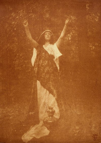 Vazolu kadın, c 1906 by John Pardon