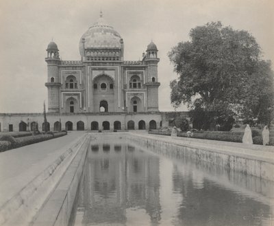 Safdarjung Mezarı, Delhi by studio of A. W. A. Plâté Studio (Ceylonese)