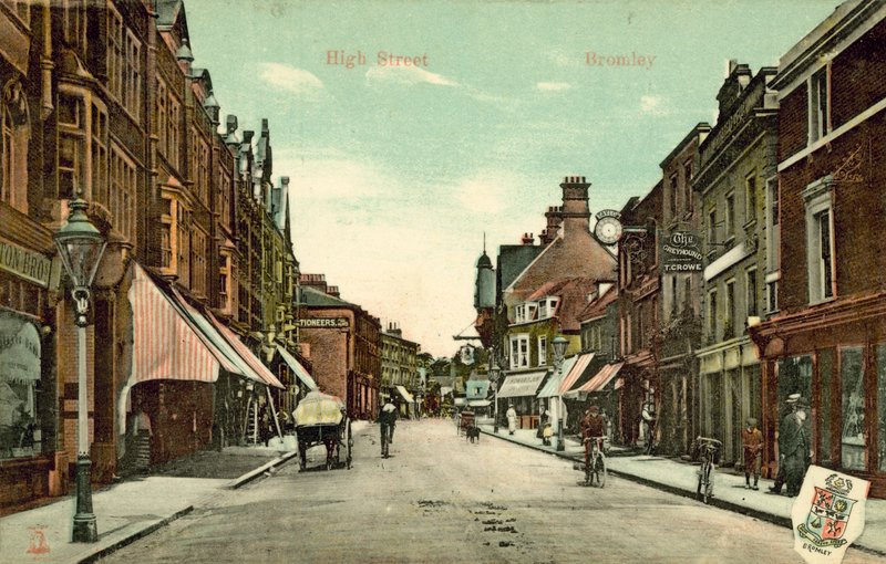 High Street, Bromley (renkli fotoğraf) by (after) English photographer