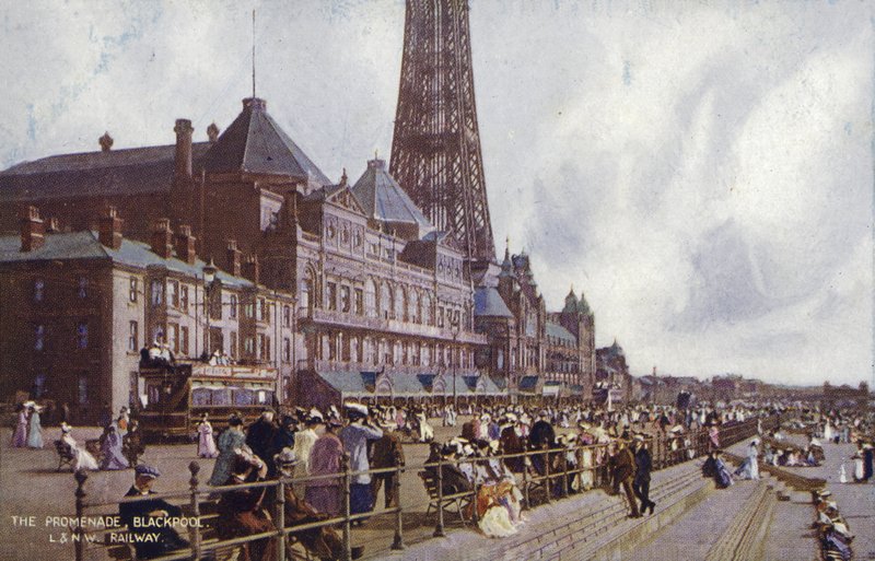 Promenade, Blackpool (renkli fotoğraf) by (after) English photographer