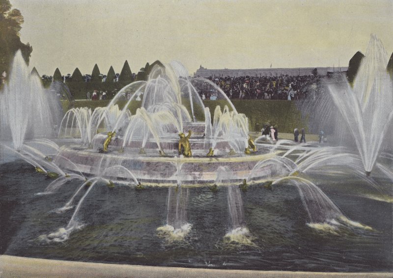 Bassin de Latone (renkli fotoğraf) by (after) French Photographer