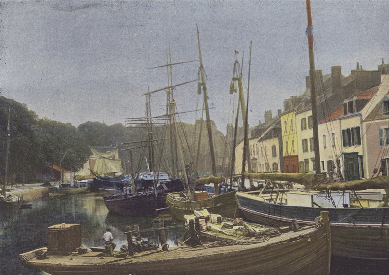 Belle-Ile-en-Mer, Port de Palais (renkli fotoğraf) by (after) French Photographer