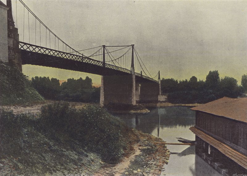 Chalonnes-sur-Loire (renkli fotoğraf) by (after) French Photographer