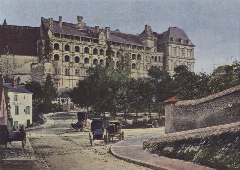 Chateau de Blois, Cephe (renkli fotoğraf) by (after) French Photographer