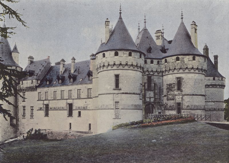 Chateau de Chaumont (renkli fotoğraf) by (after) French Photographer
