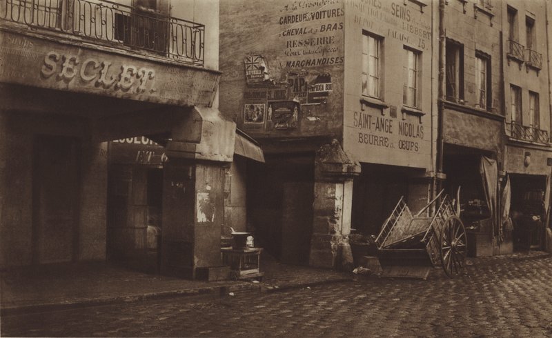 Halles Sütunlarından bir parça (s/b fotoğraf) by (after) French Photographer