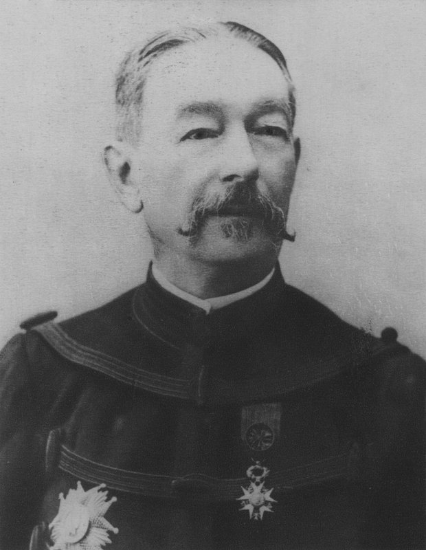 General Mercier (s/b fotoğraf) by (after) French Photographer