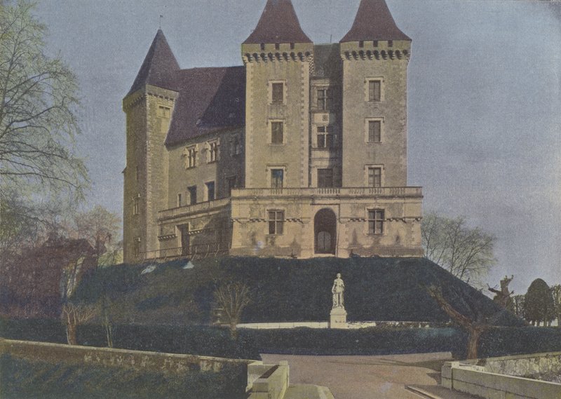 Pau, Le Chateau (renkli fotoğraf) by (after) French Photographer