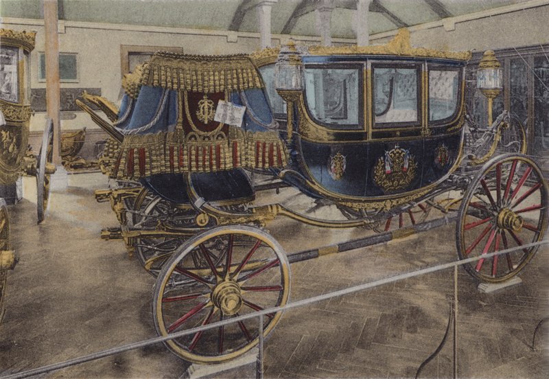 Voiture du Czar, Çarın Arabası (renkli fotoğraf) by (after) French Photographer