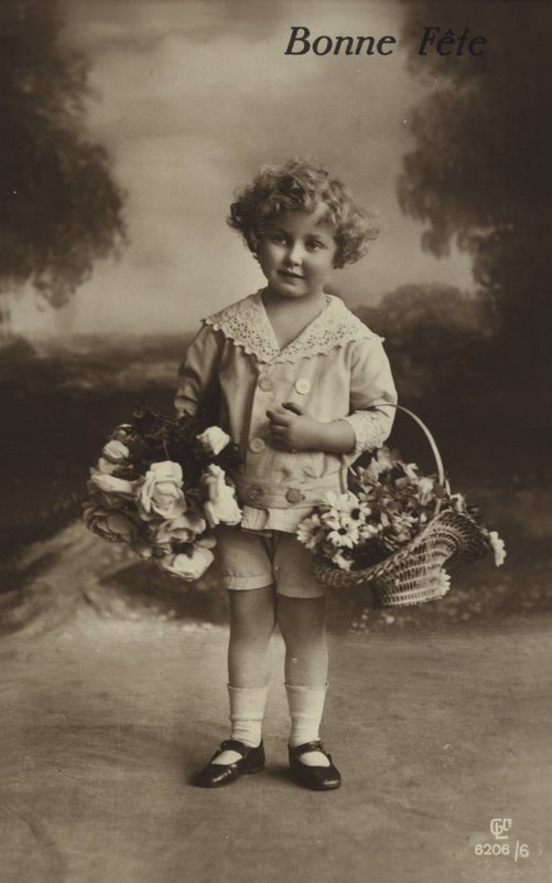 Küçük çocuk ile doğum günü kartı by French Photographer