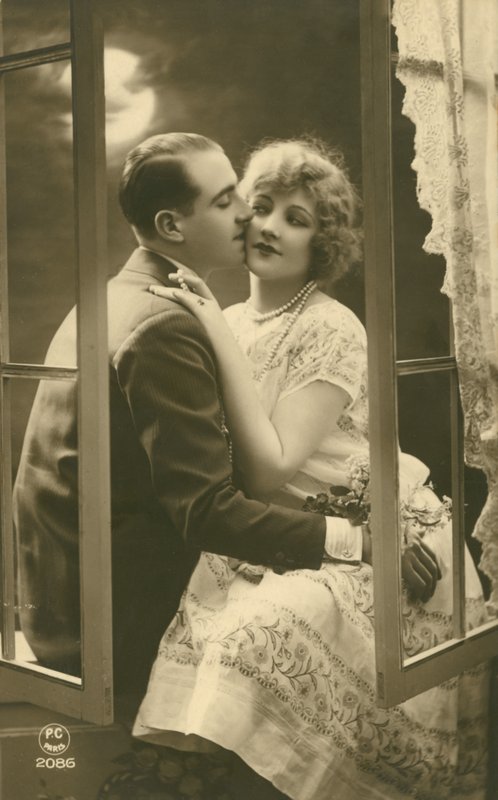 kucaklayan çift by French Photographer