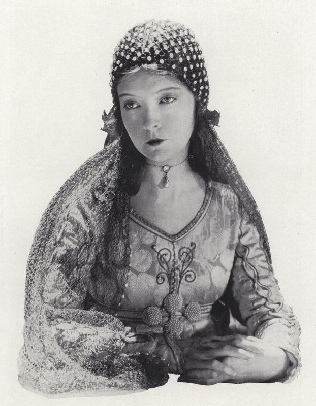 Lillian Gish, Amerikalı aktris ve film yıldızı by American Photographer