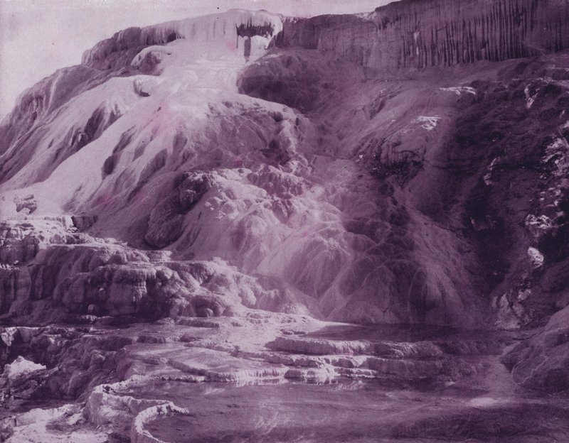 Beryl Springs ve Kleopatra Terası, Yellowstone Ulusal Parkı (s/b fotoğraf) by American Photographer (after)