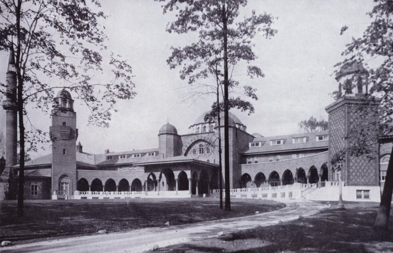 Chicago: Medine Country Club (s/b fotoğraf) by American Photographer (after)