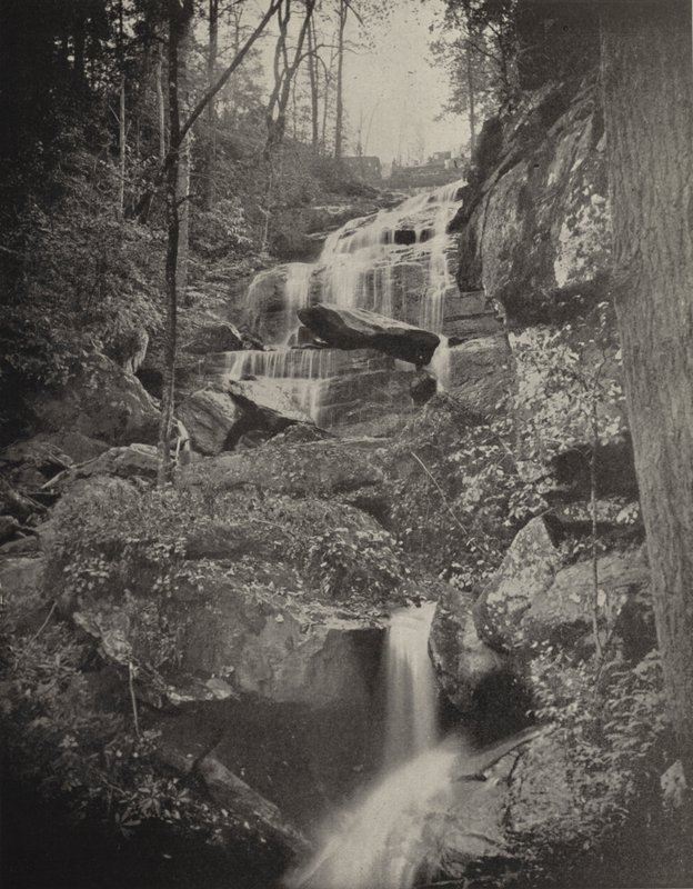 Fall Creek Cascade, Kuzey Karolina (s/b fotoğraf) by American Photographer (after)