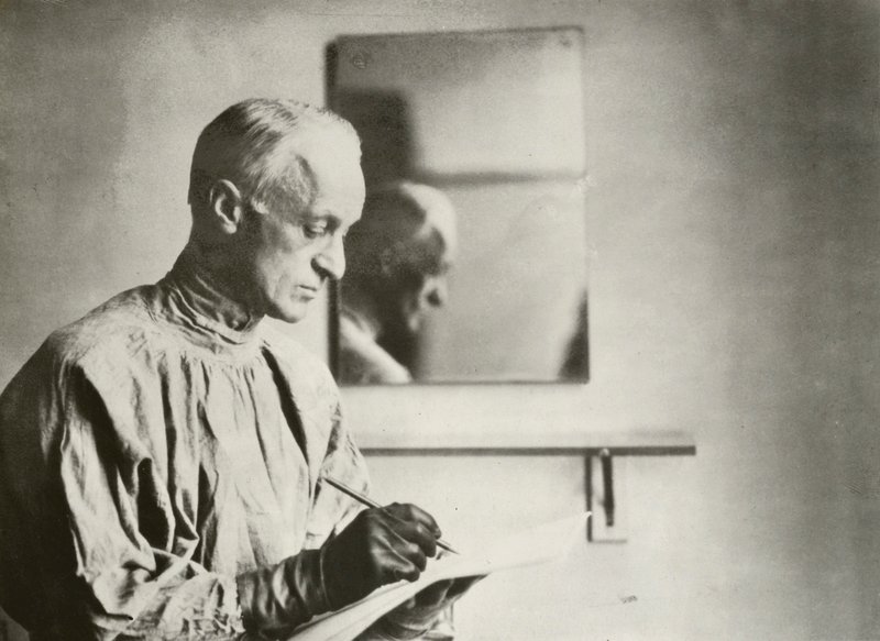 Harvey Cushing, beyin cerrahı, portre (s/b fotoğraf) by American Photographer (after)