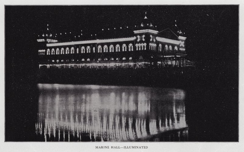 Marine Hall, ışıklı (s/b fotoğraf) by American Photographer (after)