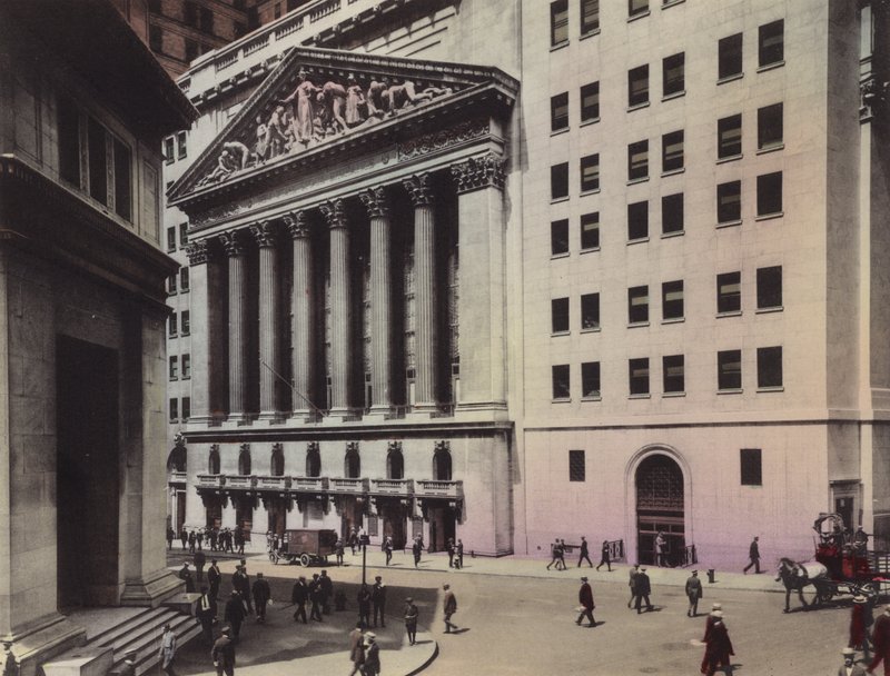 New York: JP Morgan and Co; New York Menkul Kıymetler Borsası (fotoğraf) by American Photographer (after)