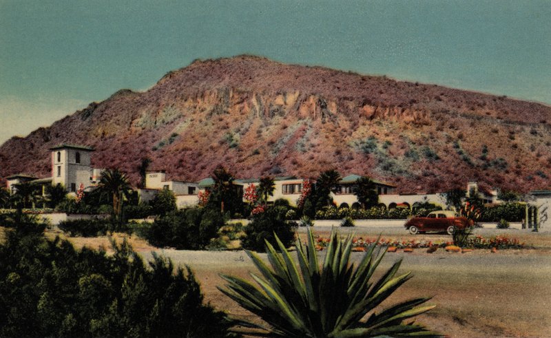 Phoenix, Arizona: Paradise Inn (fotoğraf) by American Photographer (after)