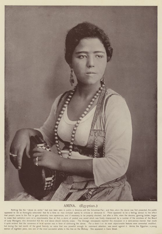 Amina, Mısır by American Photographer