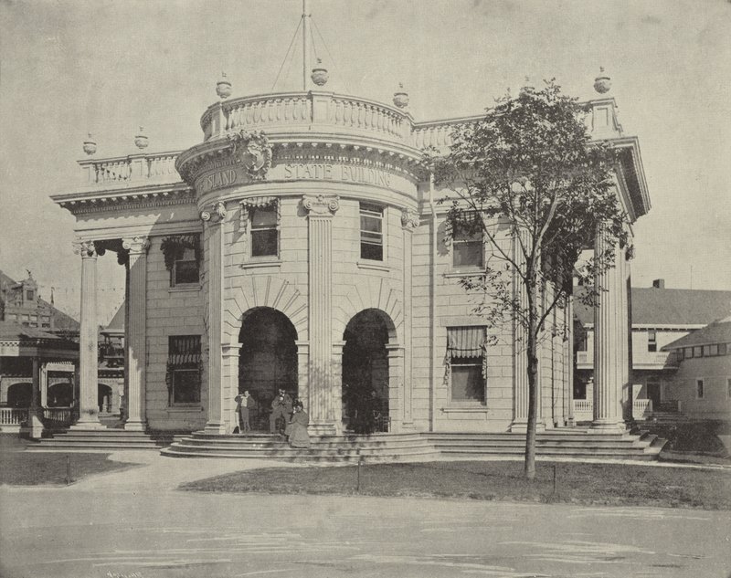 Rhode Adaları Binası by American Photographer