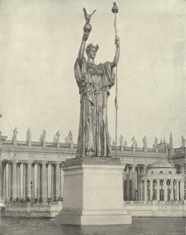 Cumhuriyetin Kahramanlık Heykeli by American Photographer