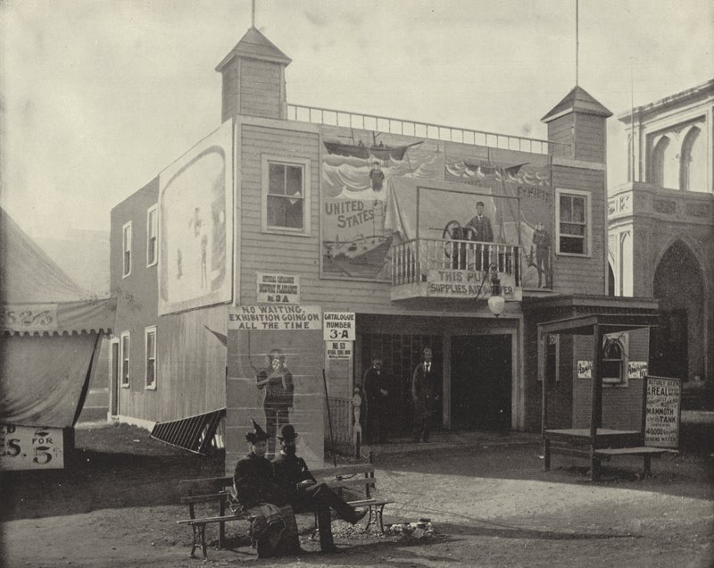 Amerika Birleşik Devletleri Denizaltı Dalış Sergisi by American Photographer