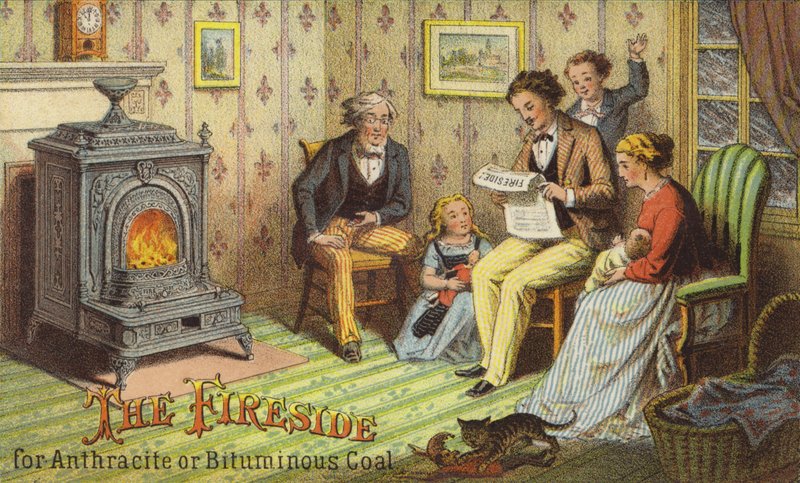 Şöminenin etrafında toplanan aile by American School