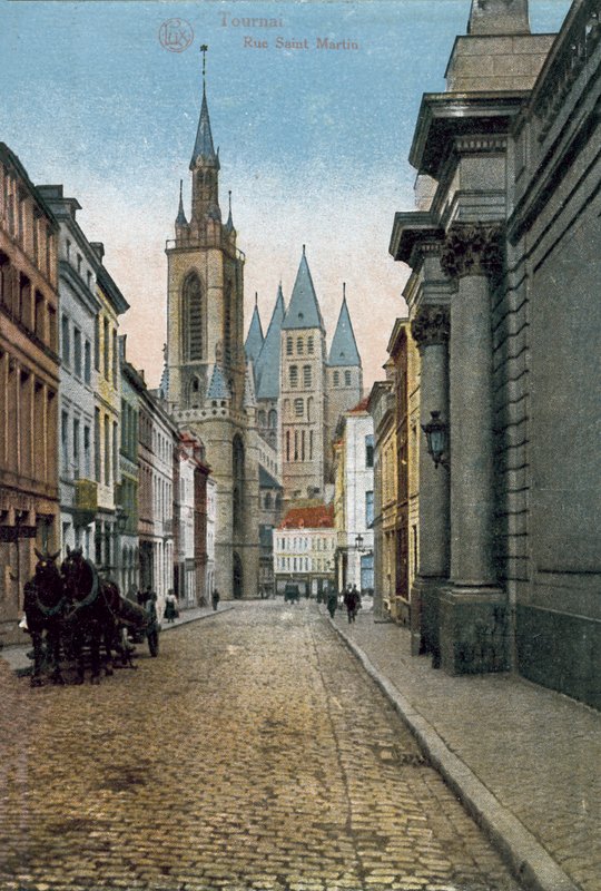 Tournai: Rue Saint Martin (renkli fotoğraf) by Belgian Photographer