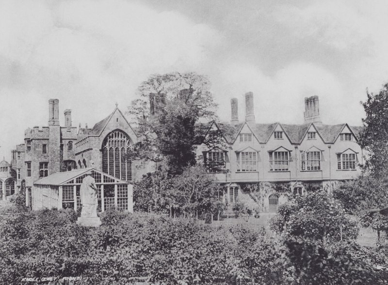 Knole, Doğu Cephesi (s/b fotoğraf) by Charles Essenhigh Corke