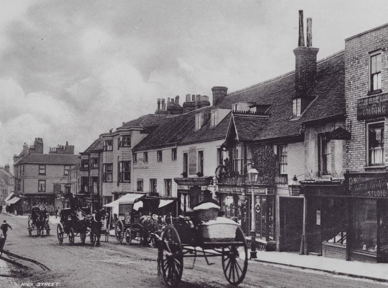 Sevenoaks: High Street (s/b fotoğraf) by Charles Essenhigh Corke