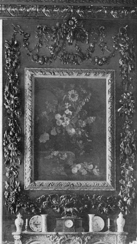 Kütüphanedeki Oymalar by Charles Latham