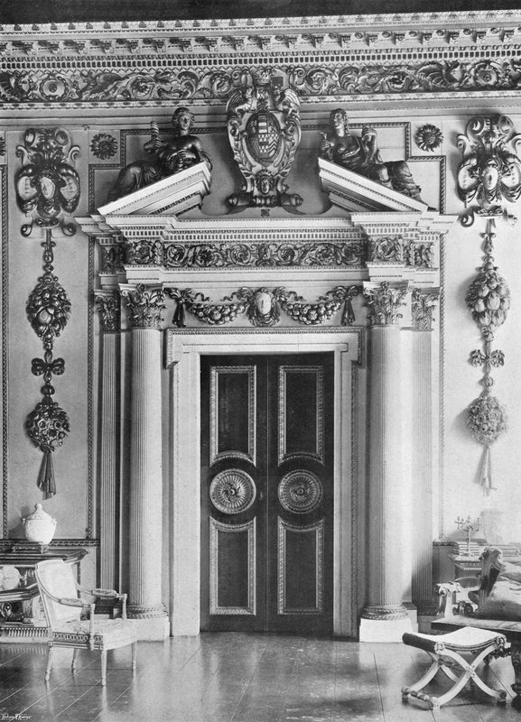 Çift Kişilik Küp Odada Güney Kapısı by Charles Latham