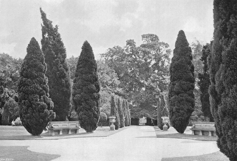 The Crossways, Güney Bahçesi by Charles Latham