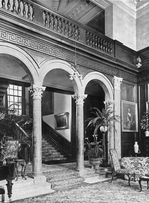 Salon Galerisi by Charles Latham