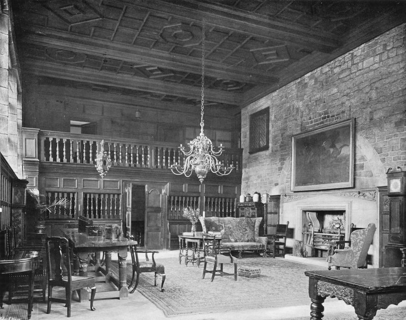 Salon ve Galeri by Charles Latham