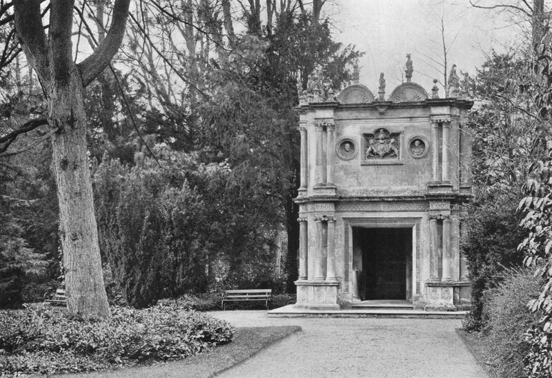 Holbein Bahçe Evi by Charles Latham