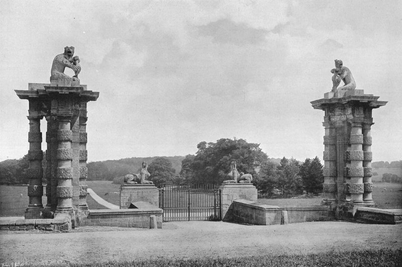 İskeleler ve Park by Charles Latham