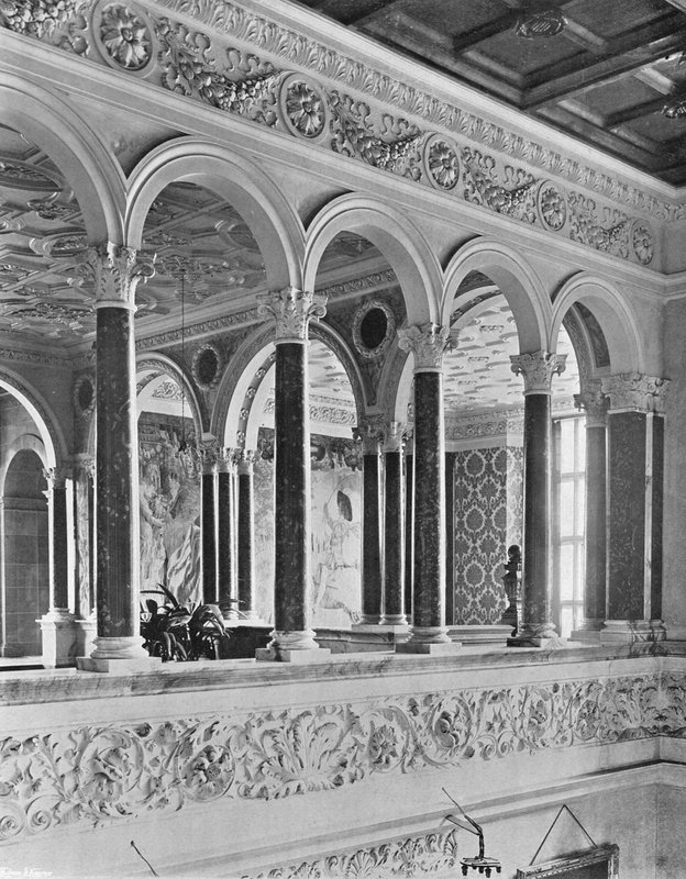 Güney-Batı Galerisi by Charles Latham