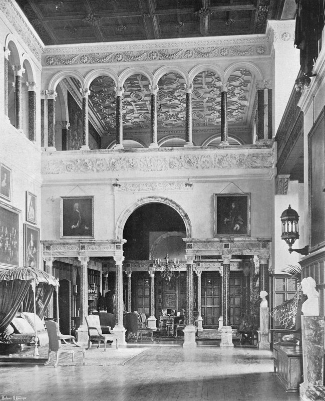 Büyük Salonun Güney Yakası by Charles Latham