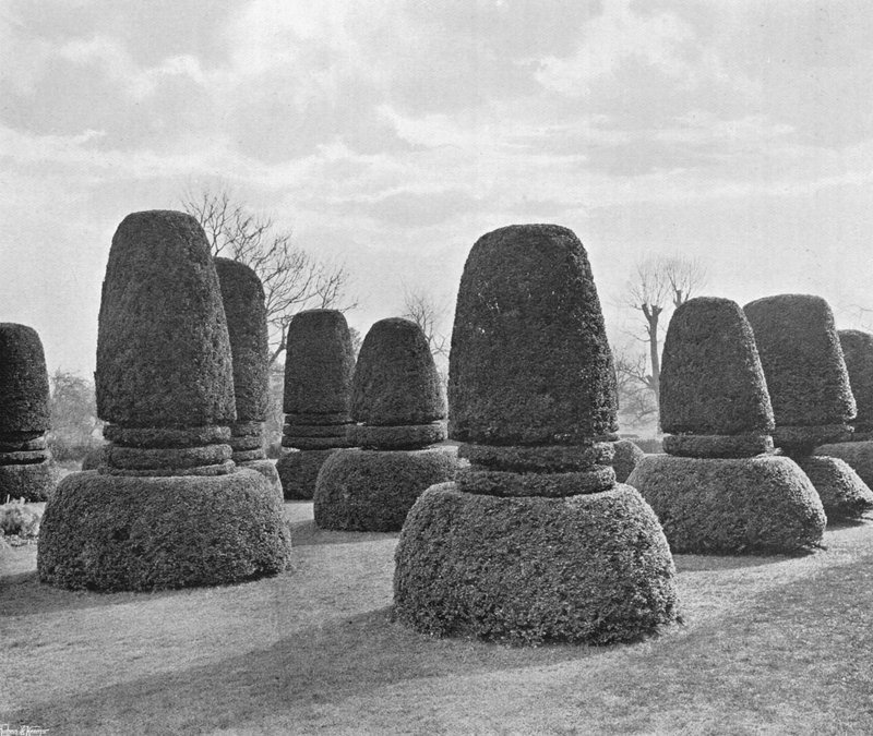 On İki Havari by Charles Latham